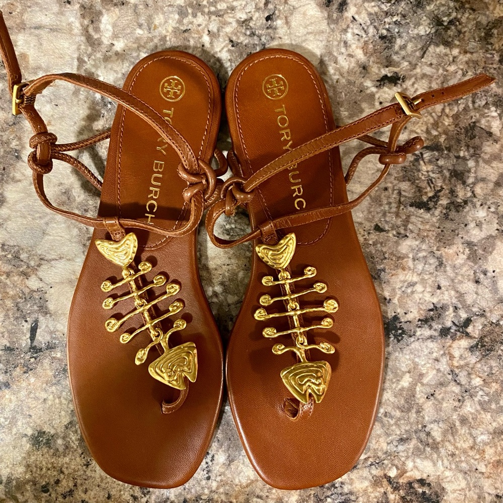 Tory Burch Capri Fish Sandal